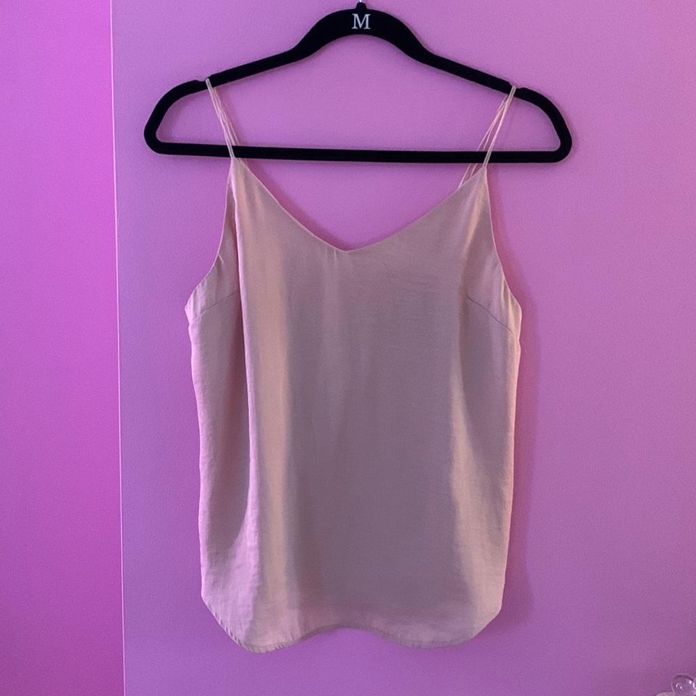 urban outfitters women's size medium silky, pink Cami top
